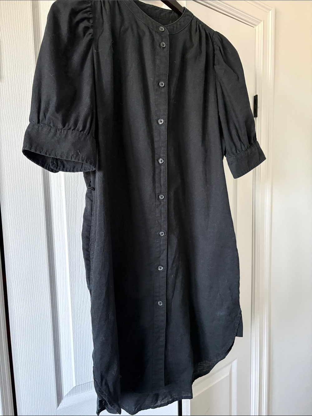 GAP Black Button-Front Midi Dress with Puff Sleeves